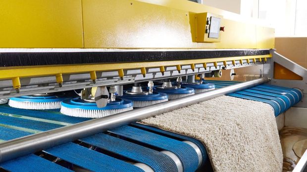 Halıdaki Yağ Lekesi Nasıl Çıkar?